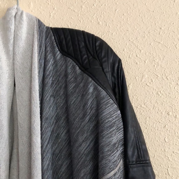 BLANKNYC Sweater - Picture 3 of 10